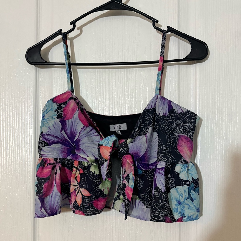 Tobi Floral & Geometric Tie-Front Crop Top small